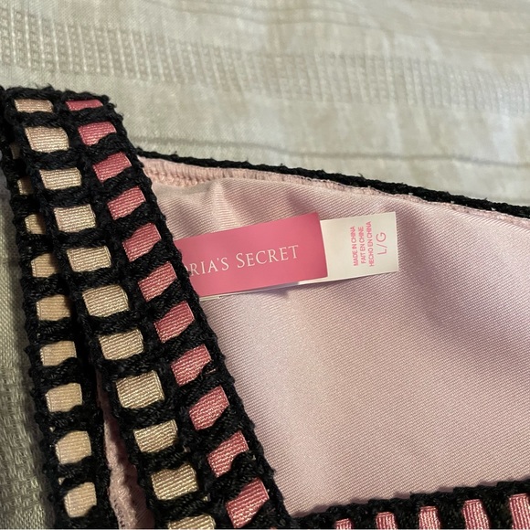 Victorias Secret Bikini Set - Picture 7 of 8